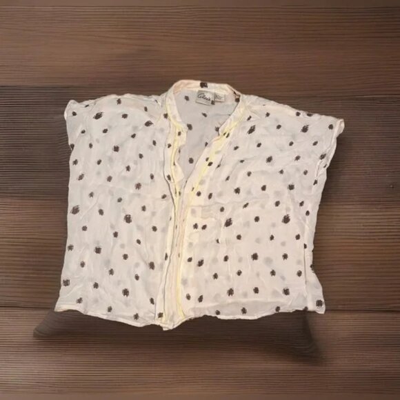 Alcee' Tops - Alcee Silk Blouse Size Small 100% Silk Women’s Hook & Eye Closure